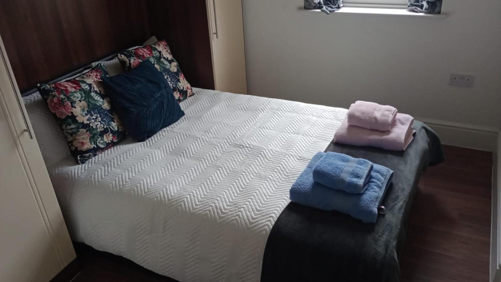 Notting Hill Next Door Bedroom In The Share Flat London Exterior foto